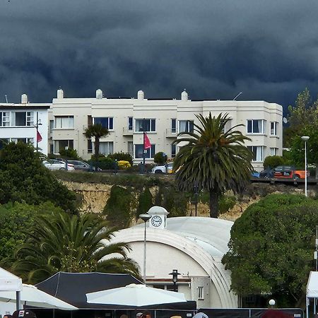 Apartamento Art Deco Beauty On The Bay Hill Timaru Exterior foto